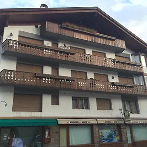 Cristallino -stayincortina Cortina dʼAmpezzo